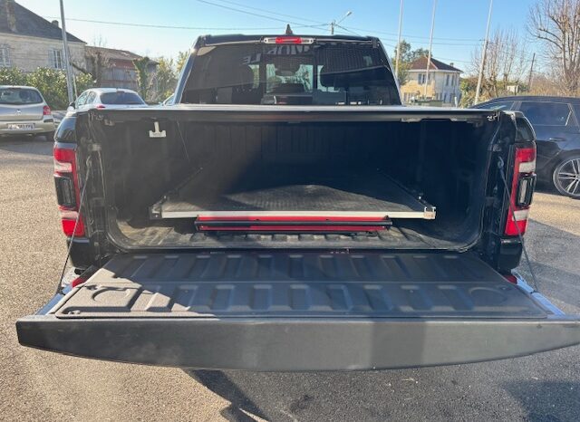 
								RAM 1500 SPORT 5.7L HEMI full									