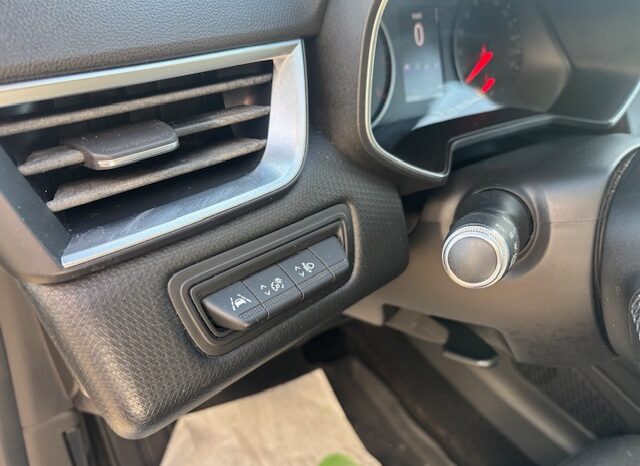 
								CLIO V 90CV ZEN full									