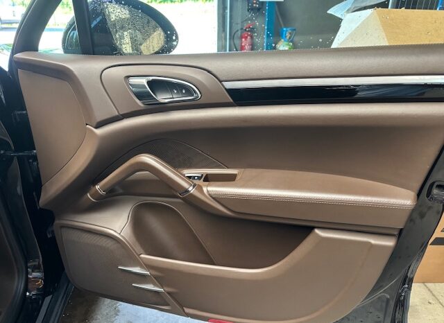 
								CAYENNE HYBRIDE RECHARGEABLE 416 CV full									