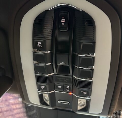 
								CAYENNE HYBRIDE RECHARGEABLE 416 CV full									