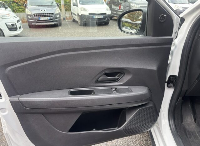 
								DACIA SANDERO STEPWAY ECO-G 100 full									