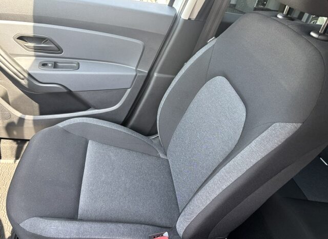 
								DUSTER ESSENTIEL 1.0 90CV full									